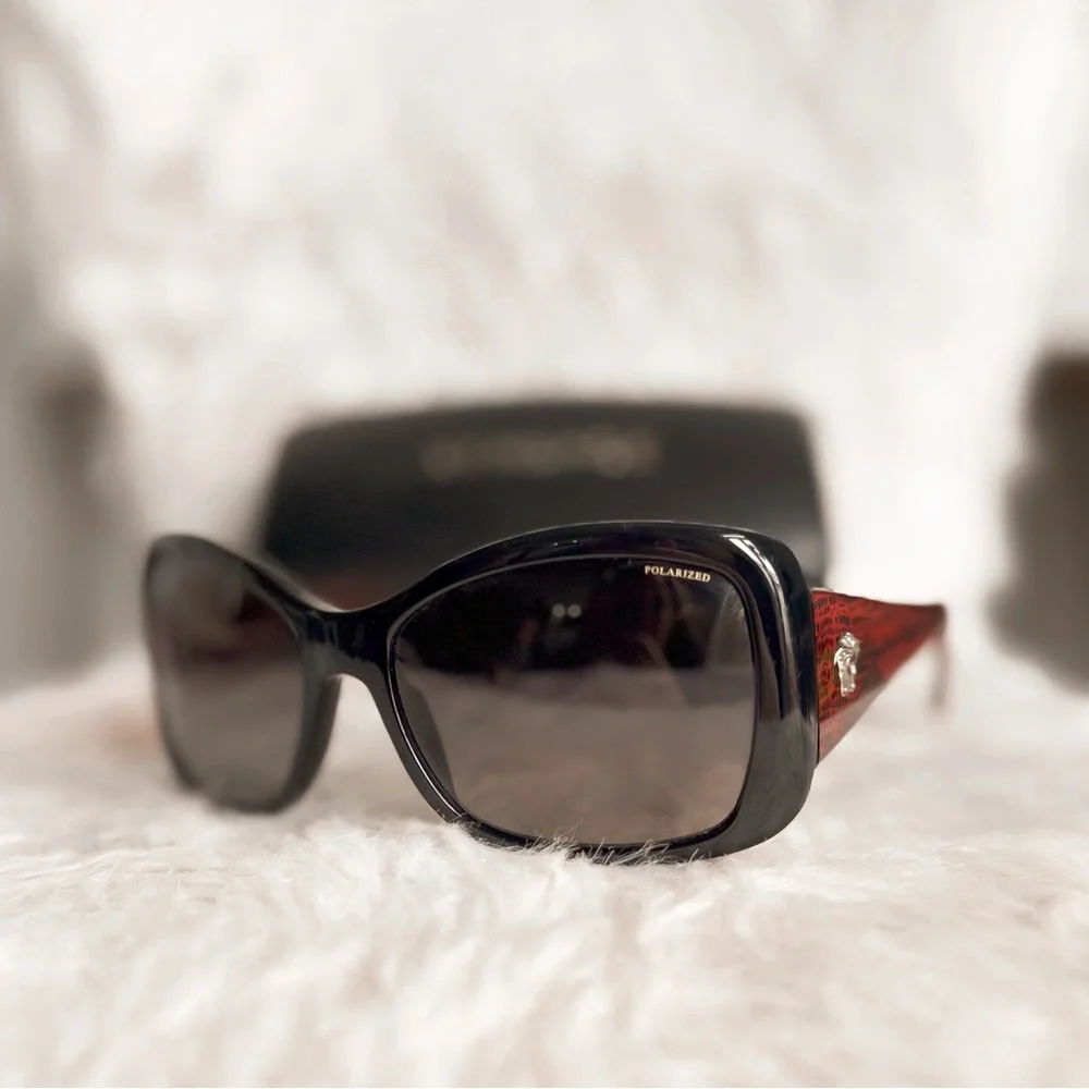 AUTHENTIC VERSACE POLARIZED SUNGLASSES + CASE - Picture 2 of 6